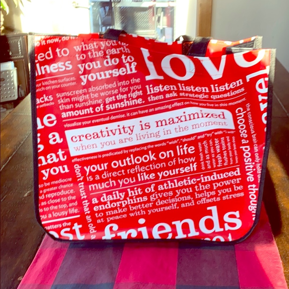 Lululemon shopping tote